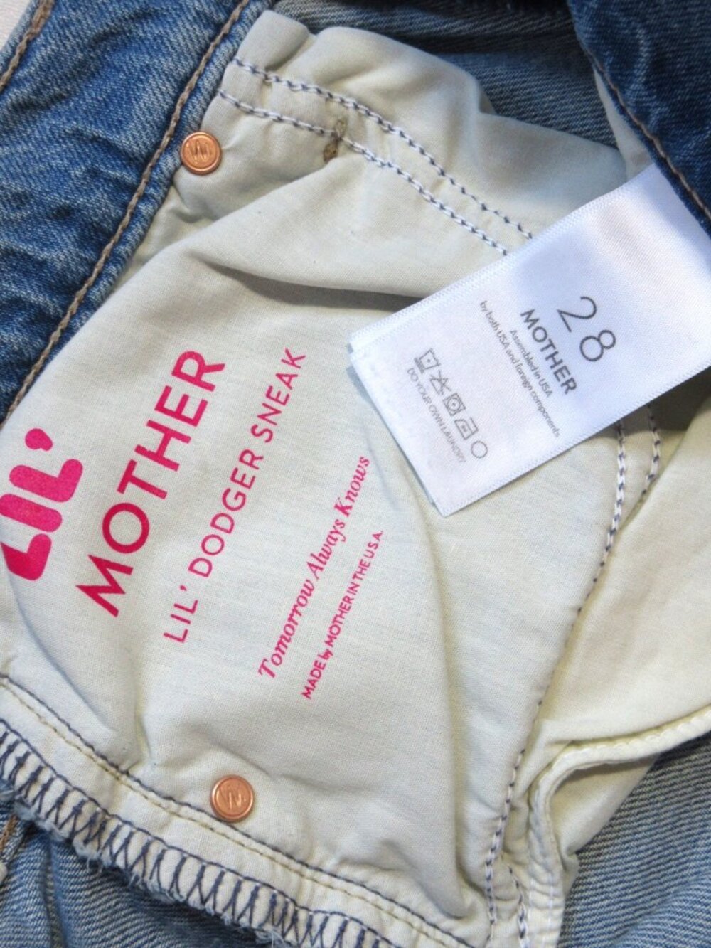 NWT Mother Lil Dodger Sneak in Tomorrow Always Knows Loose Wide Leg Jeans 28 - Picture 7 of 13